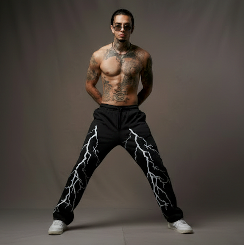 Thunder Straight Baggy Pants – Oversized Streetwear by Kezual